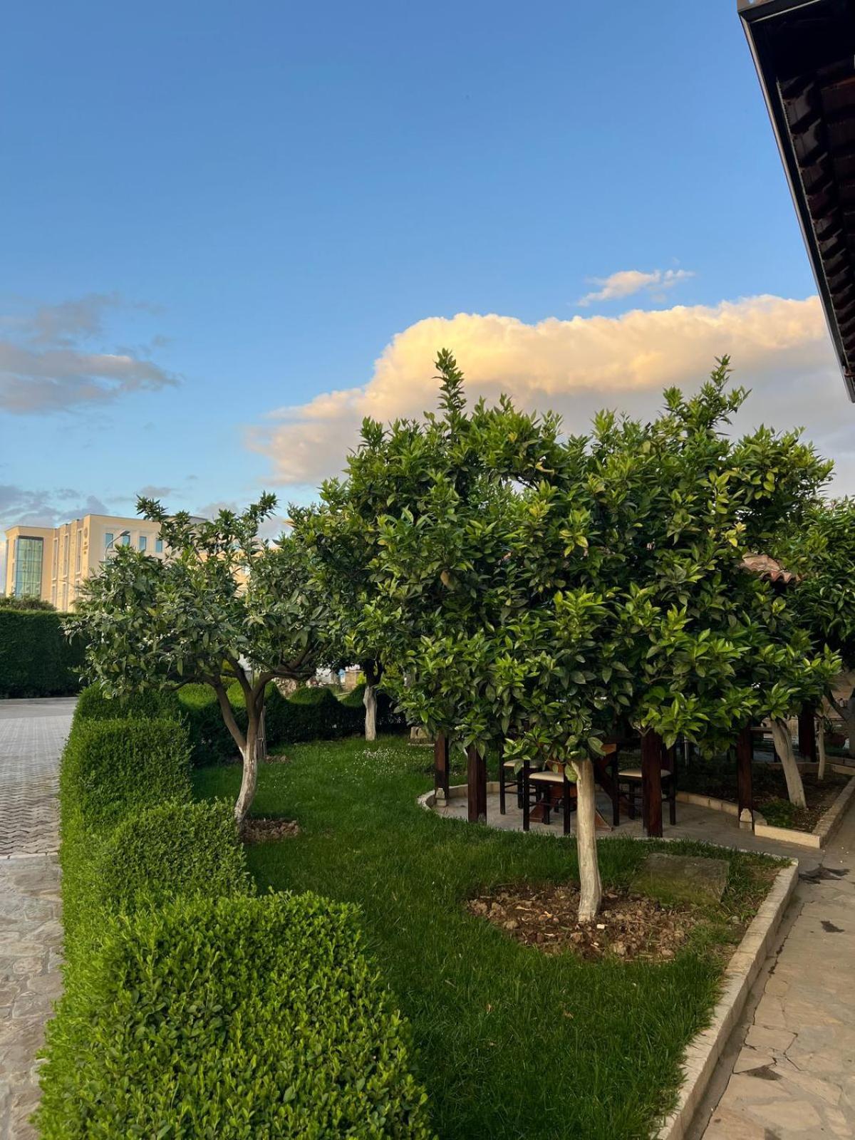 Hotel Kaceli Berat Exterior photo
